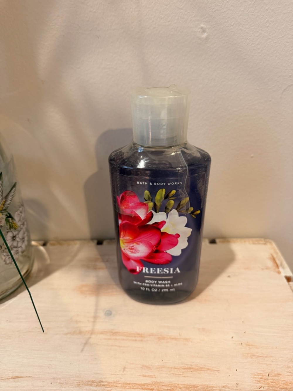 Bath and Body Works Lemon Body Cream and Freesia Body Wash set New - Picture 2 of 2